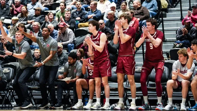 Men's Basketball Bench Celebration