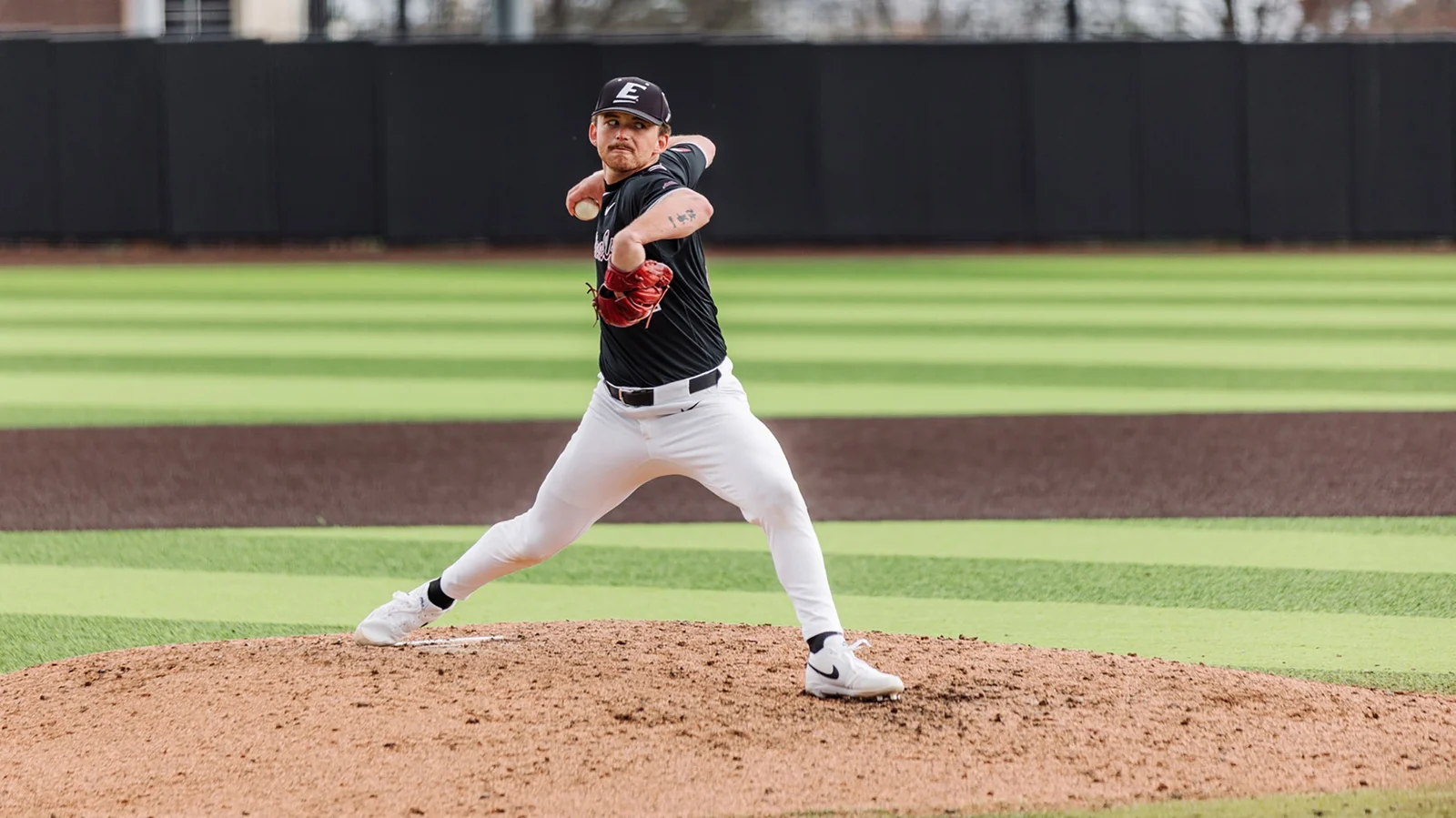 Griffin Howell delivers a pitch against Illinois State