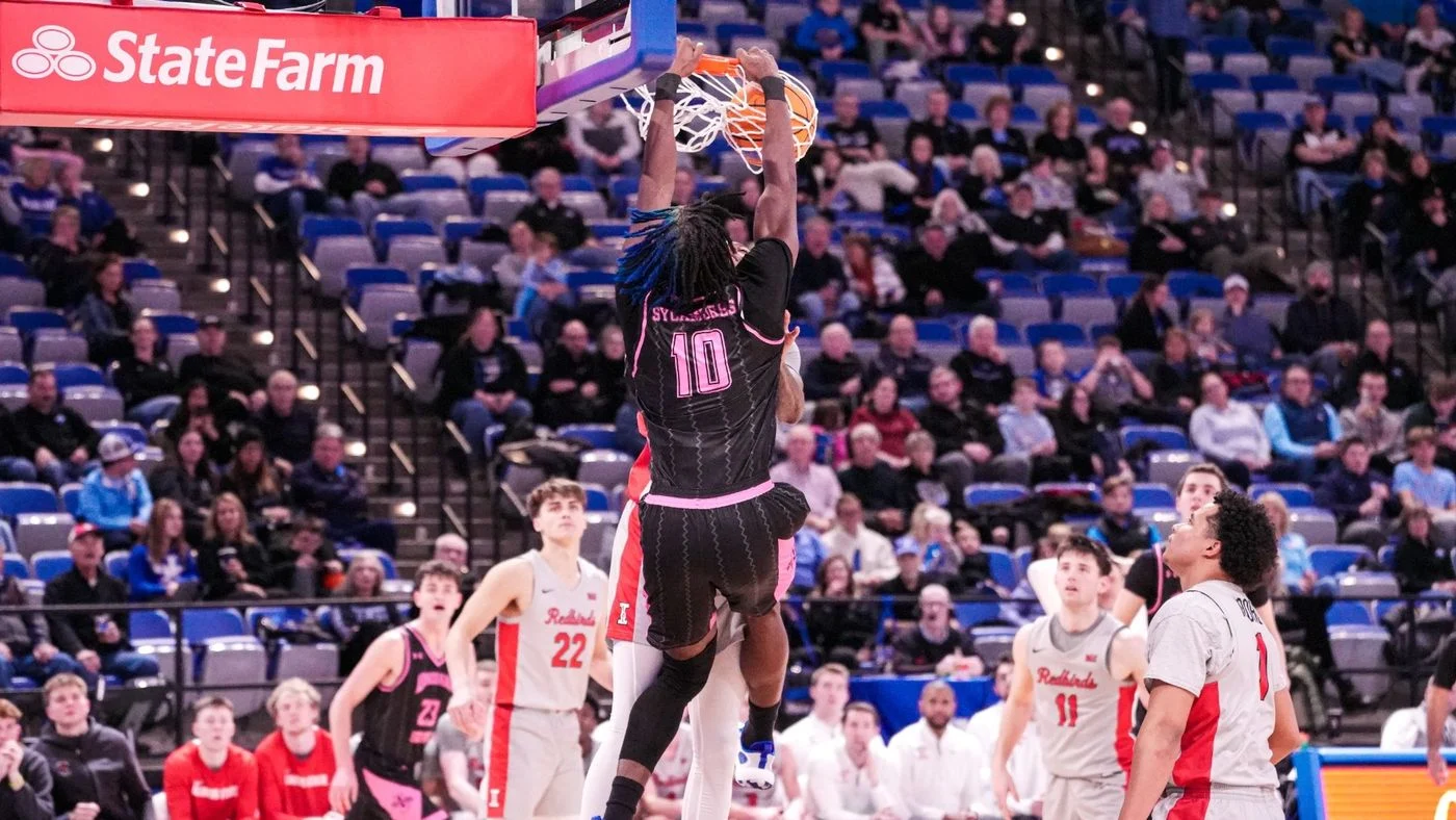 Indiana State's Enel St. Bernard dunks against Illinois State at Hulman Center