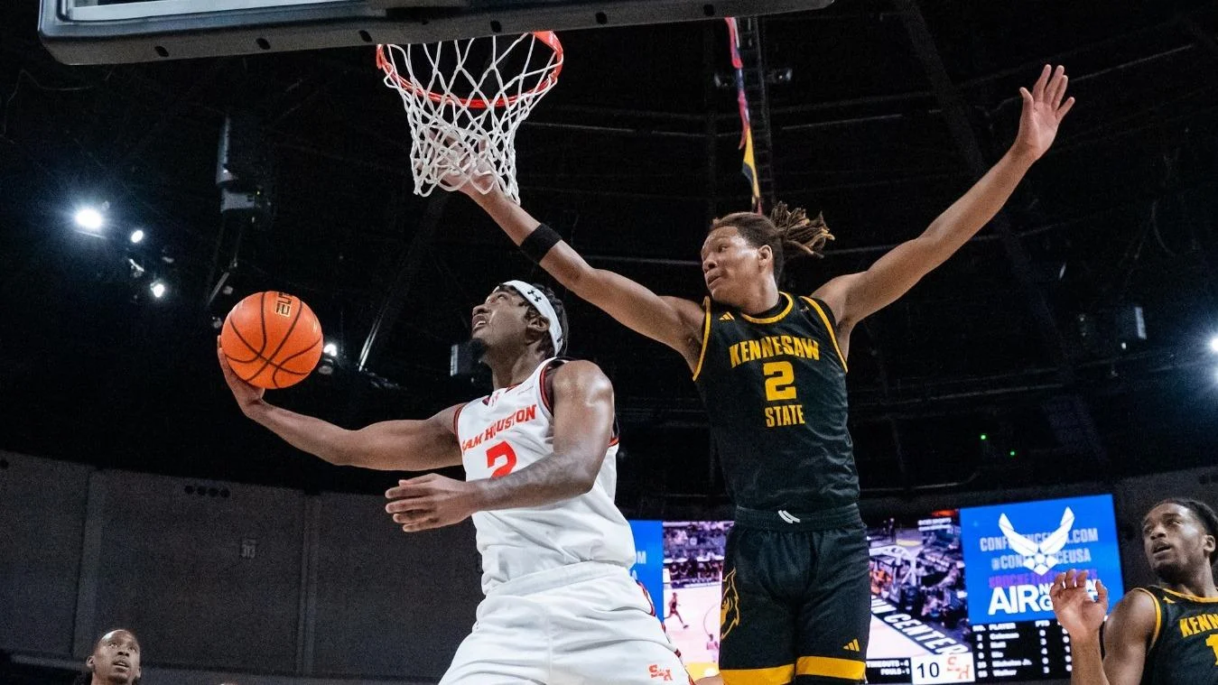 Jacobe Coleman shoots a reverse layup in the semifinals of the CUSA Championships against Kennesaw State