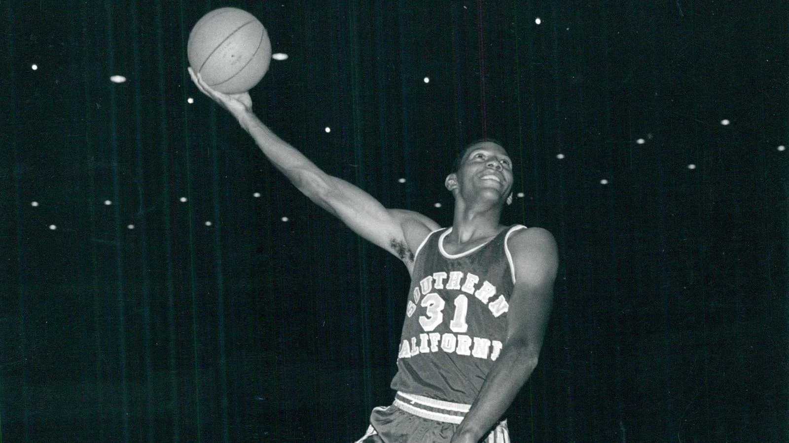 Bill Hewitt shoots a layup