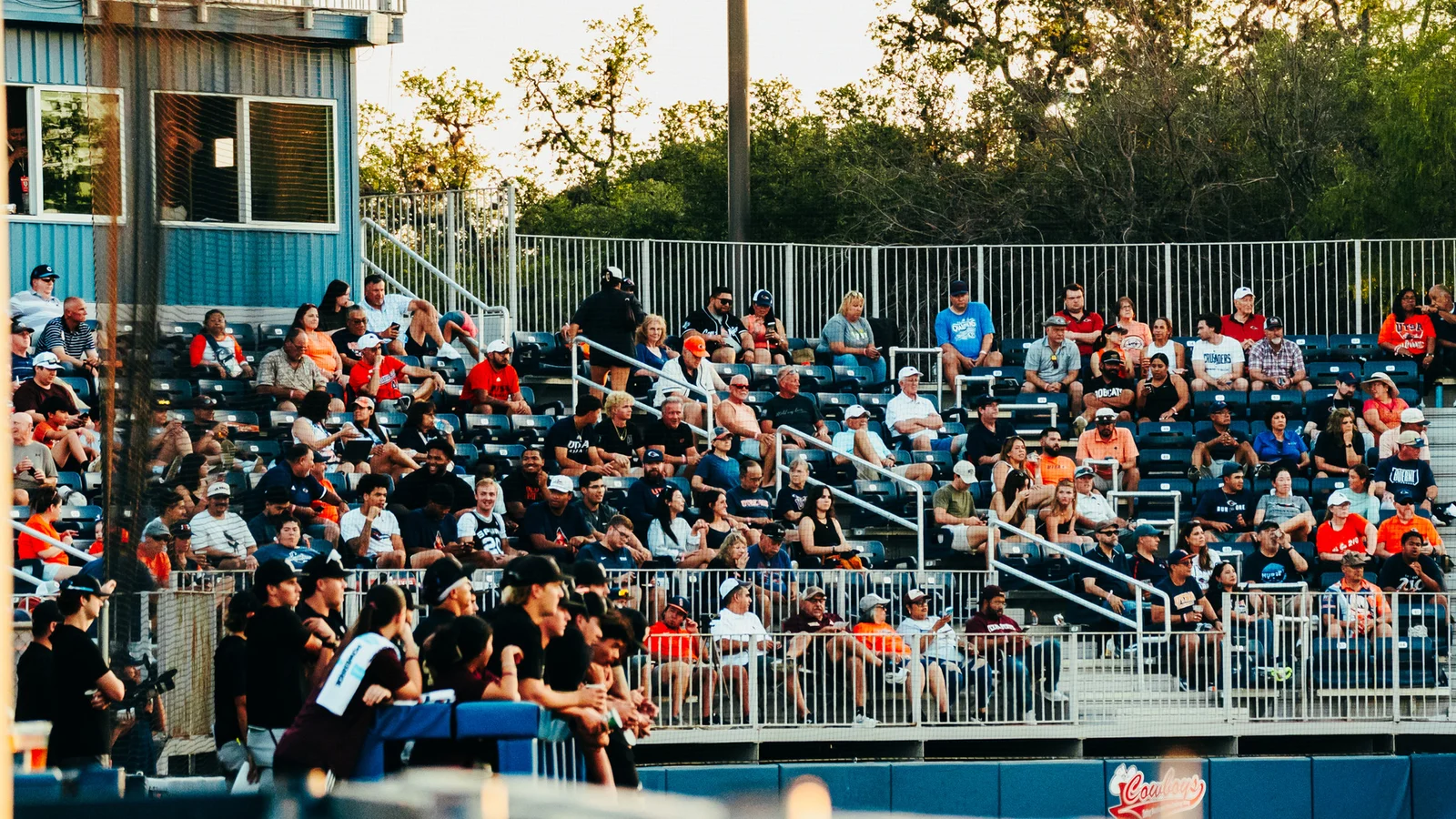 UTSA Baseball Crushes Program Attendance Records